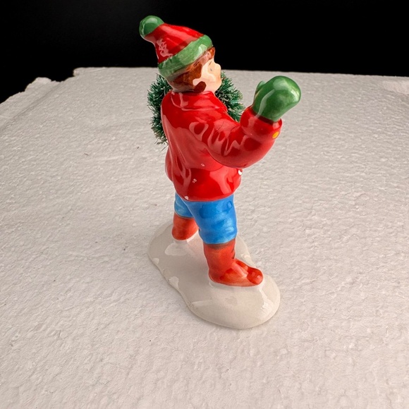 Department 56 Snow Village Wreaths for Sale - 4 pieces - Picture 9 of 16